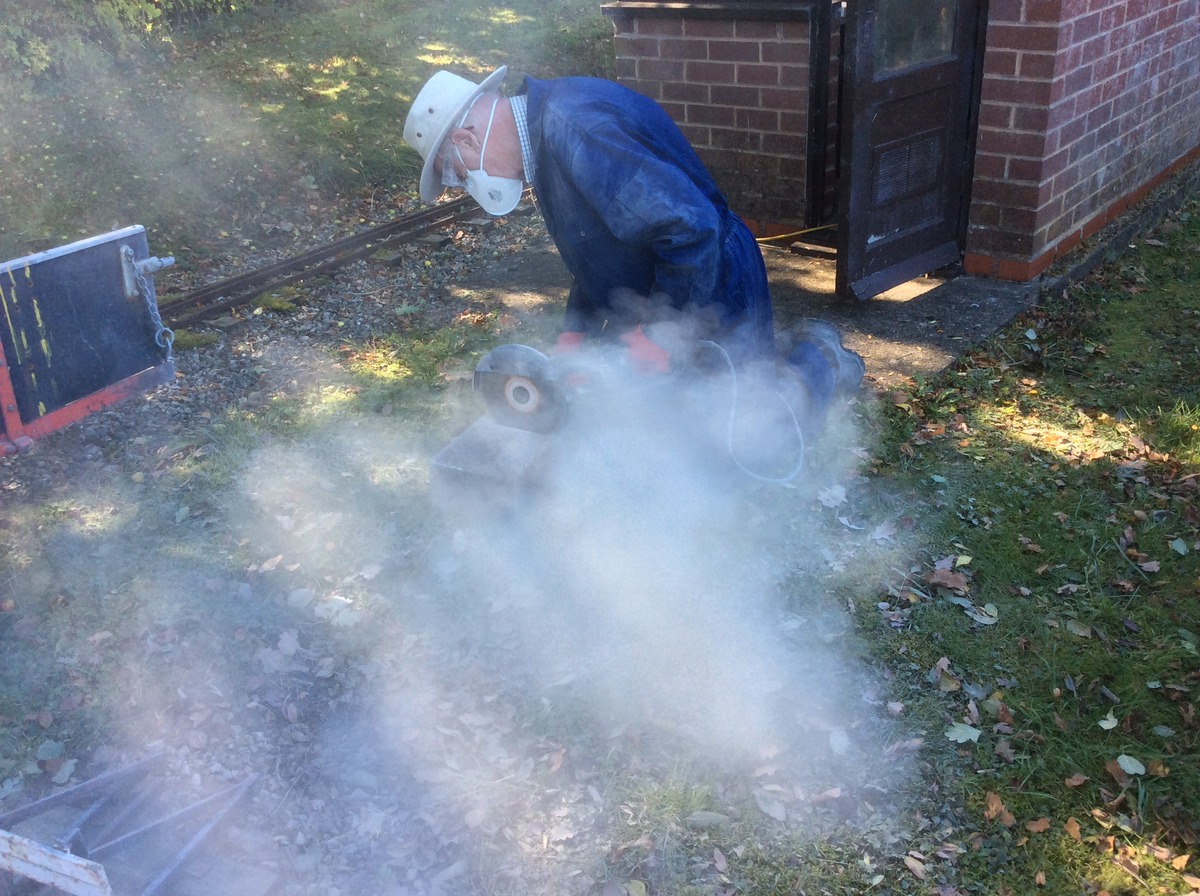 Dave making dust and smoke